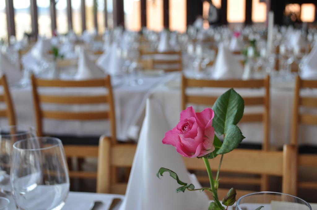 Honne Hotell Biri Kültér fotó